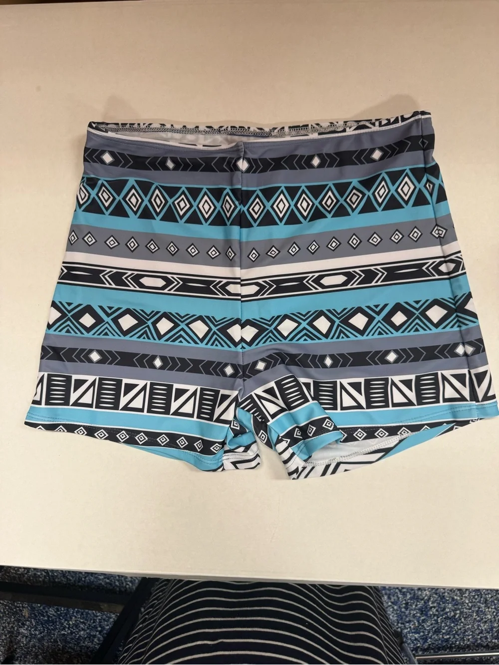 NWT Blue & White Ikat Print Tankini Swimsuit Set w/ Boy Shorts - L